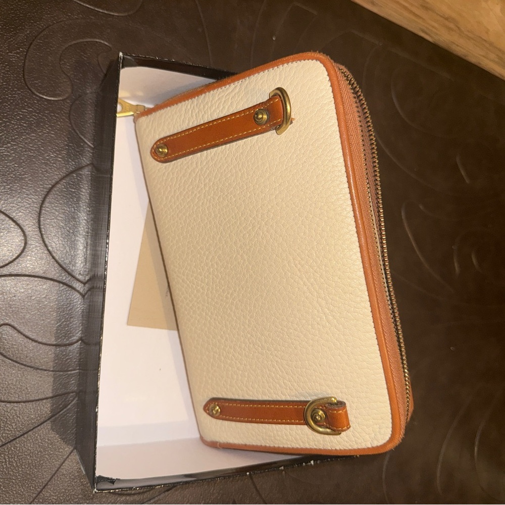 Dooney & Bourke Leather Clutch - Picture 3 of 7